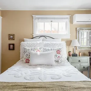 Holiday home Casita Charm, Cozy Character, Long Beach
